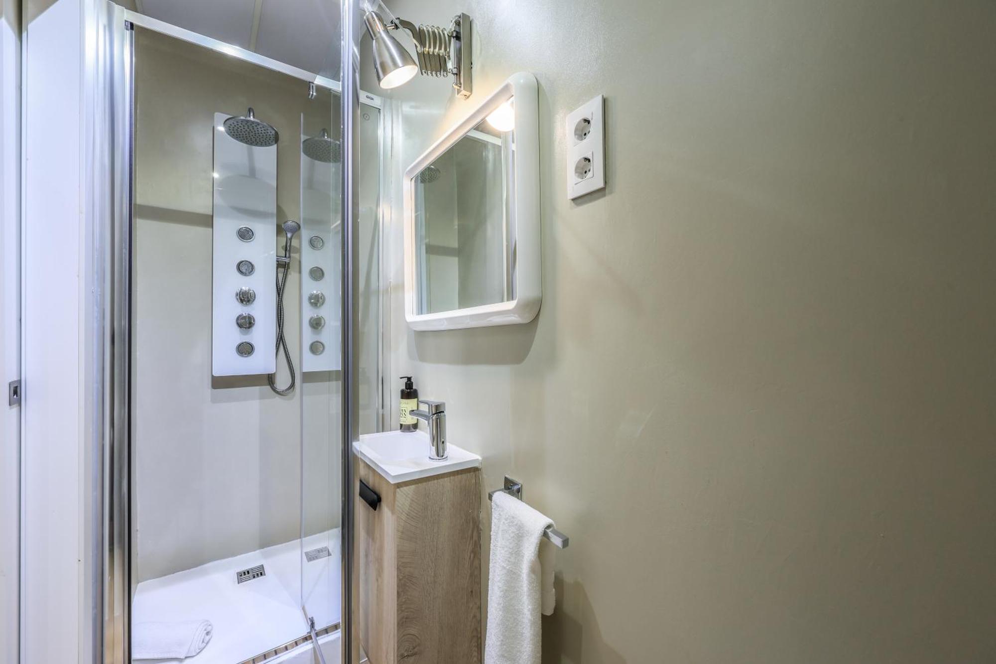Apartamento Esplendido Y Centrico Madrid Kültér fotó